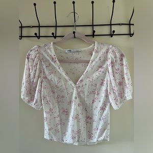 Zara floral top 🌸
